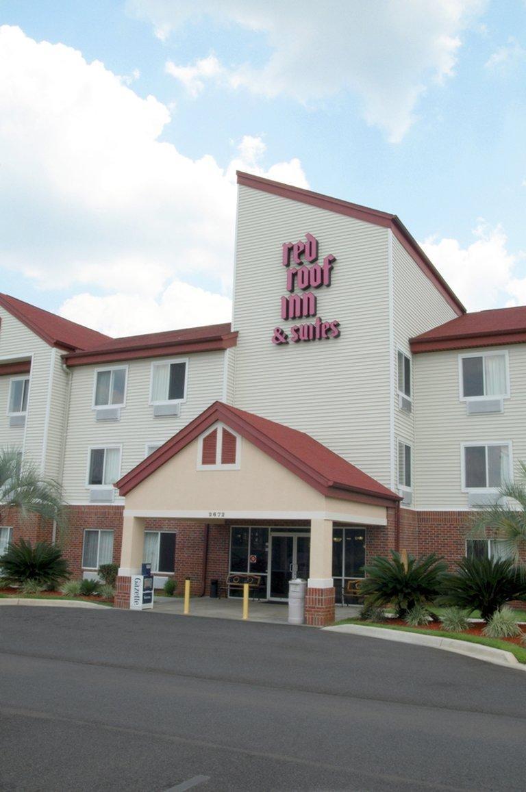 Red Roof Inn & Suites Pensacola East - Мілтон Екстер'єр фото